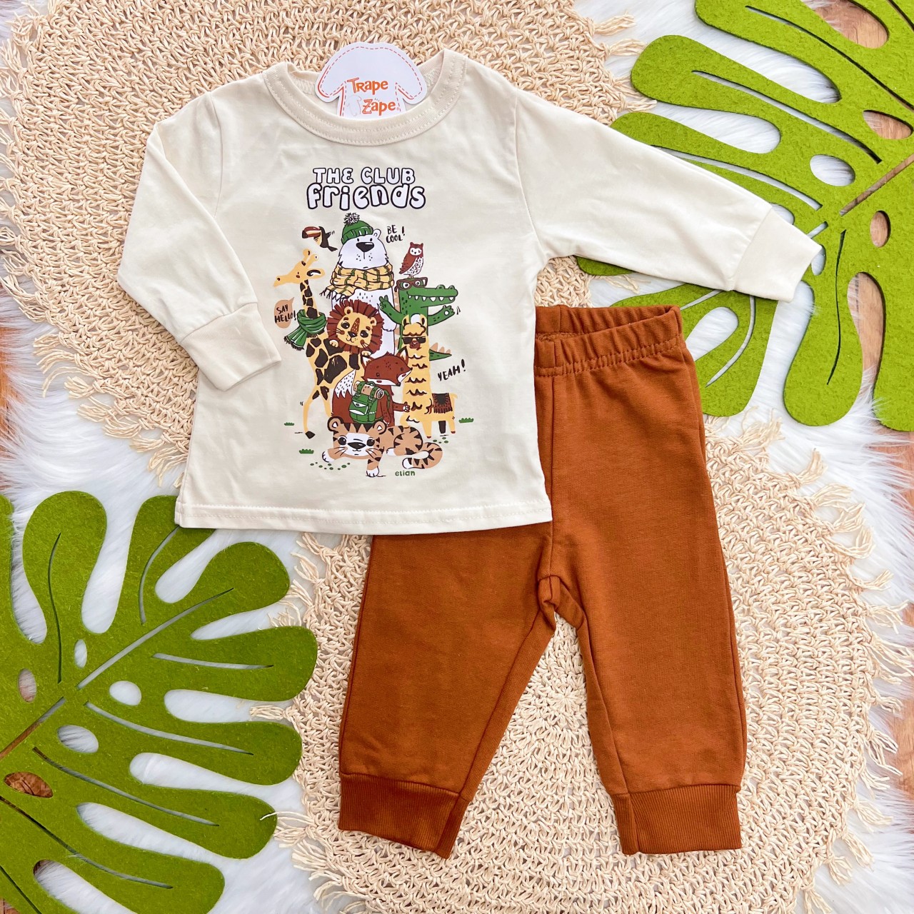 Conj. Blusa Manga Longa The Club Friends e Calça de Moletom - Creme e Ferrugem